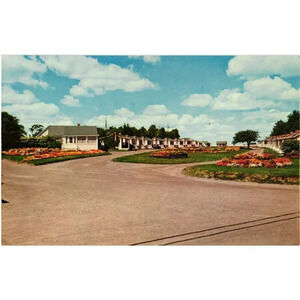 WHITE HOUSE LODGE MOTOR COURT Route 1,Saint John, New Brunswick Postcard